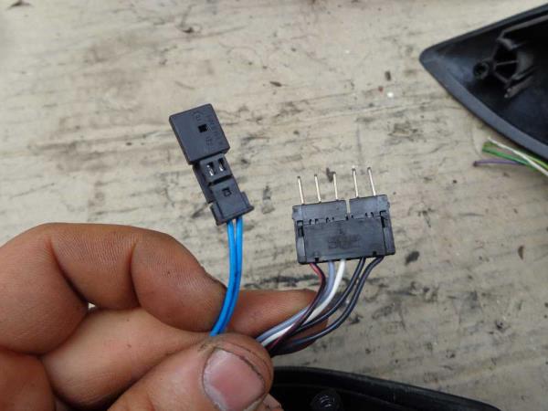 RETROVISEUR DROIT ELECTRIQUE MERCEDES - Vue 3